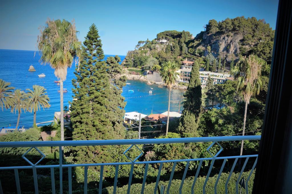 B&B A Due Passi Dal Mare Ταορμίνα Εξωτερικό φωτογραφία