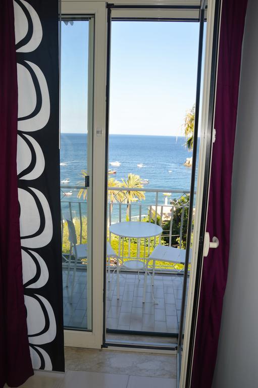 B&B A Due Passi Dal Mare Ταορμίνα Εξωτερικό φωτογραφία