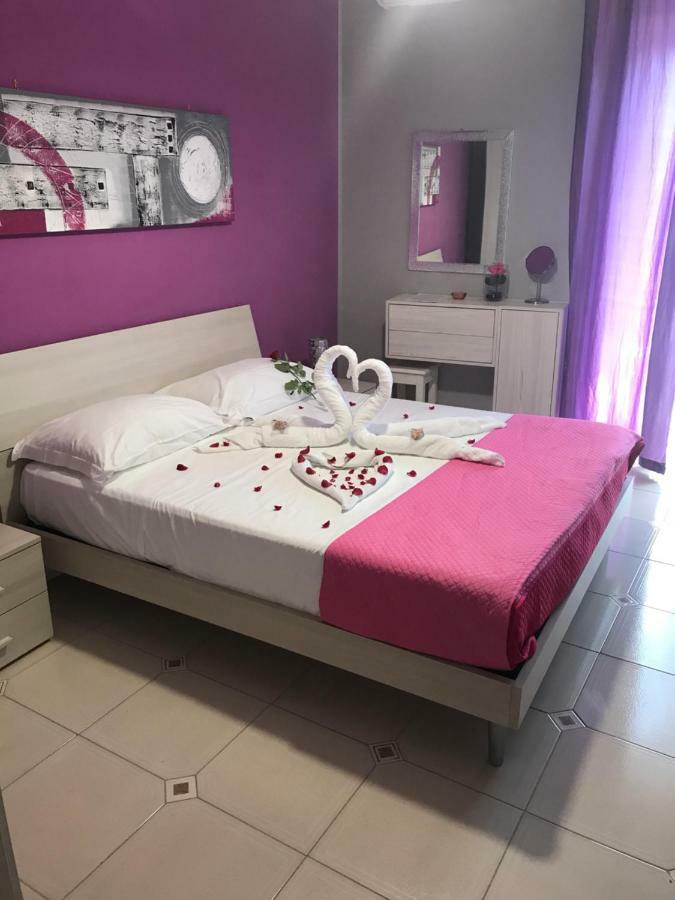 B&B A Due Passi Dal Mare Ταορμίνα Εξωτερικό φωτογραφία